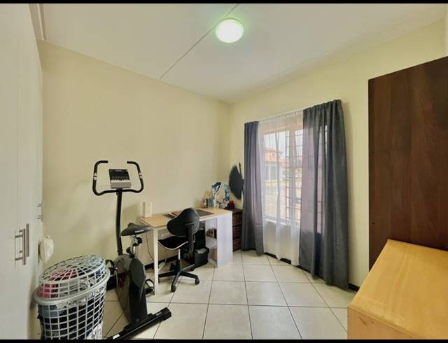 2 BEDROOM PROPERTY TO RENT IN BRENTWOOD